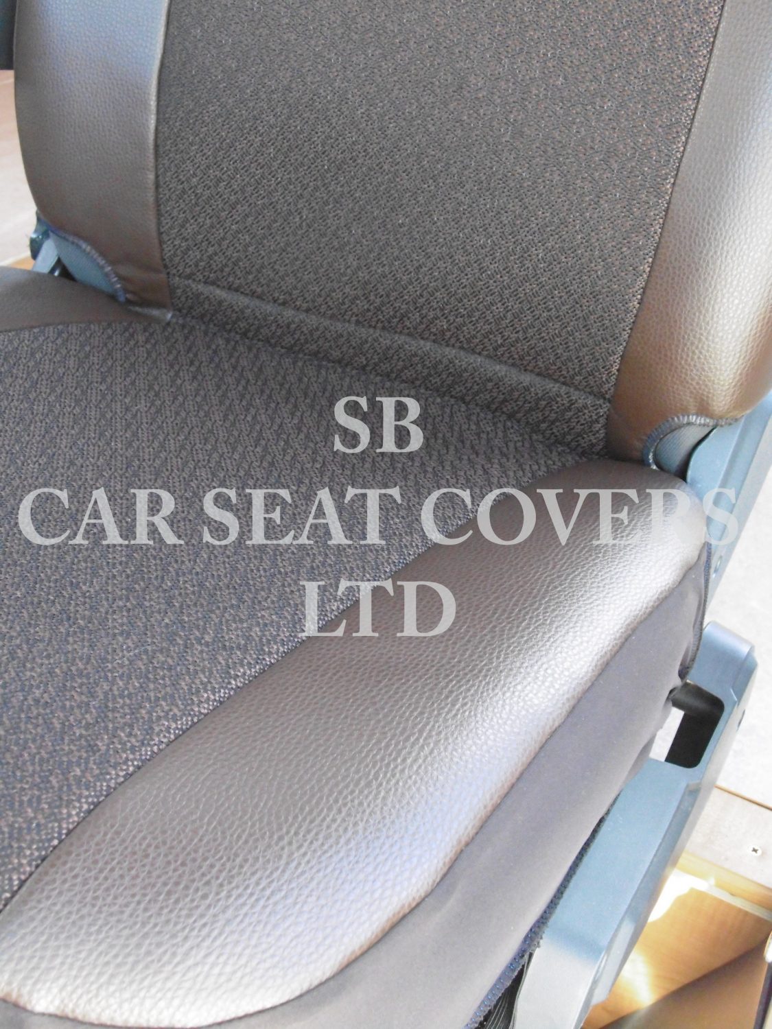 Hymer Motor Home Seat Cover – Chocolate Brown - MH-043 - Image 4