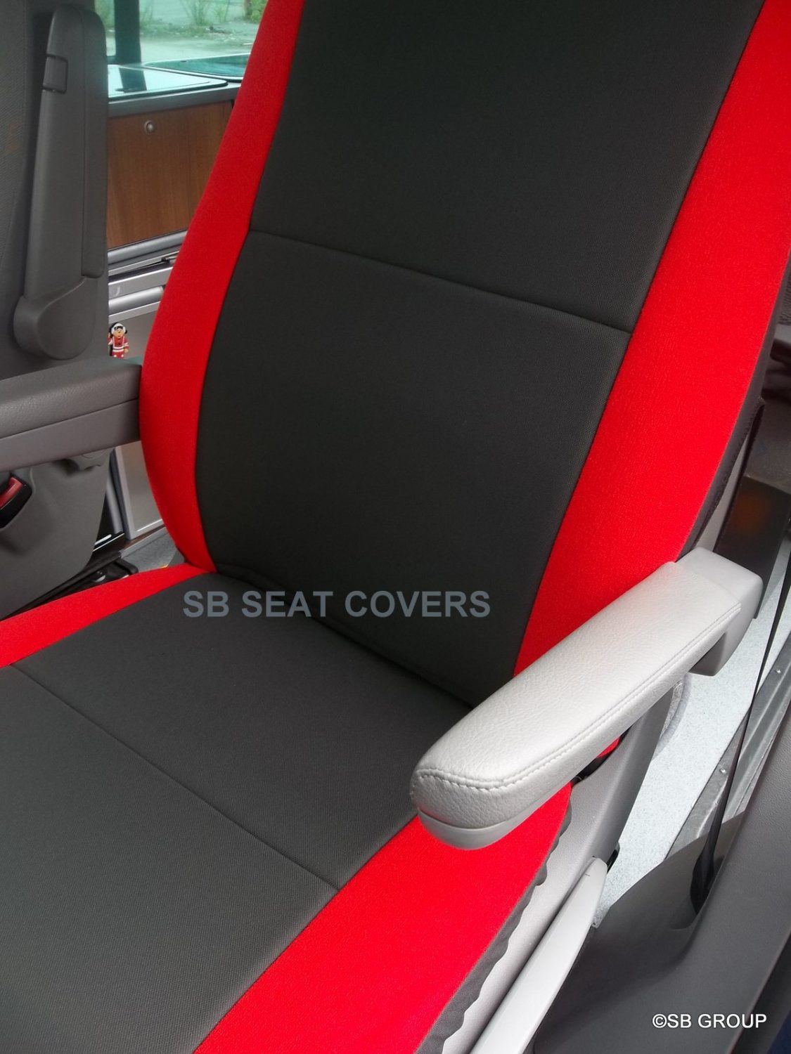 Volkswagen Transporter T5 Motor Home Seat Cover – Sports Red MH-019 - Image 2