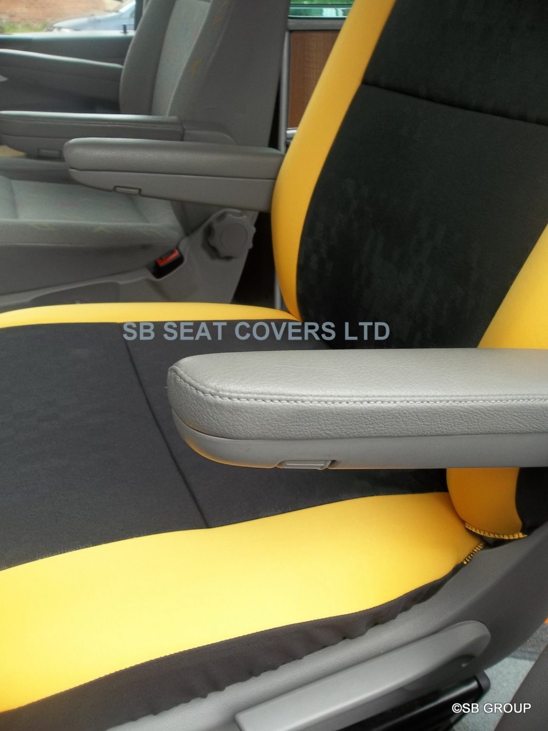 Volkswagen Transporter T5 Motor Home Seat Cover – Anthracite Black MH-076 - Image 3