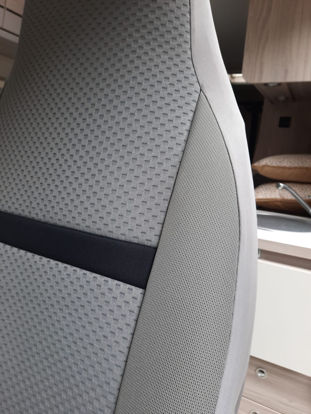 Hymer Motorhome, MH-1095 Special request, Re trim rear cushions + front seat covers - Image 3