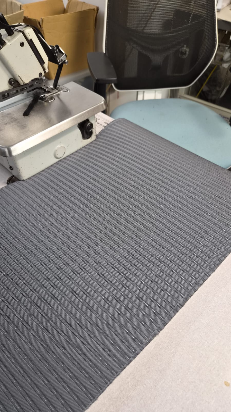 Citroen Motorhome 2 front seat covers, MH-1066 Hastings in Grey diamond trim. - Image 9
