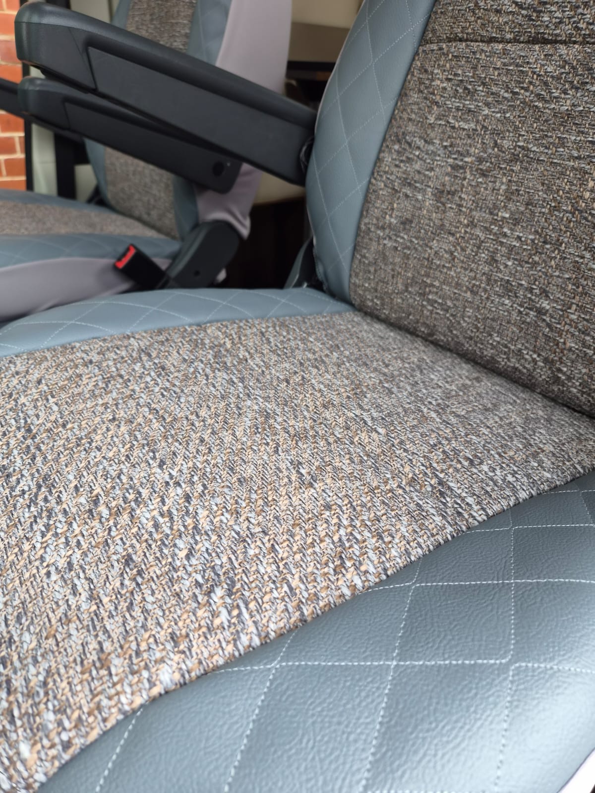 Renault Motorhome 2 front seat covers, MH-0005 Nyla - Image 3