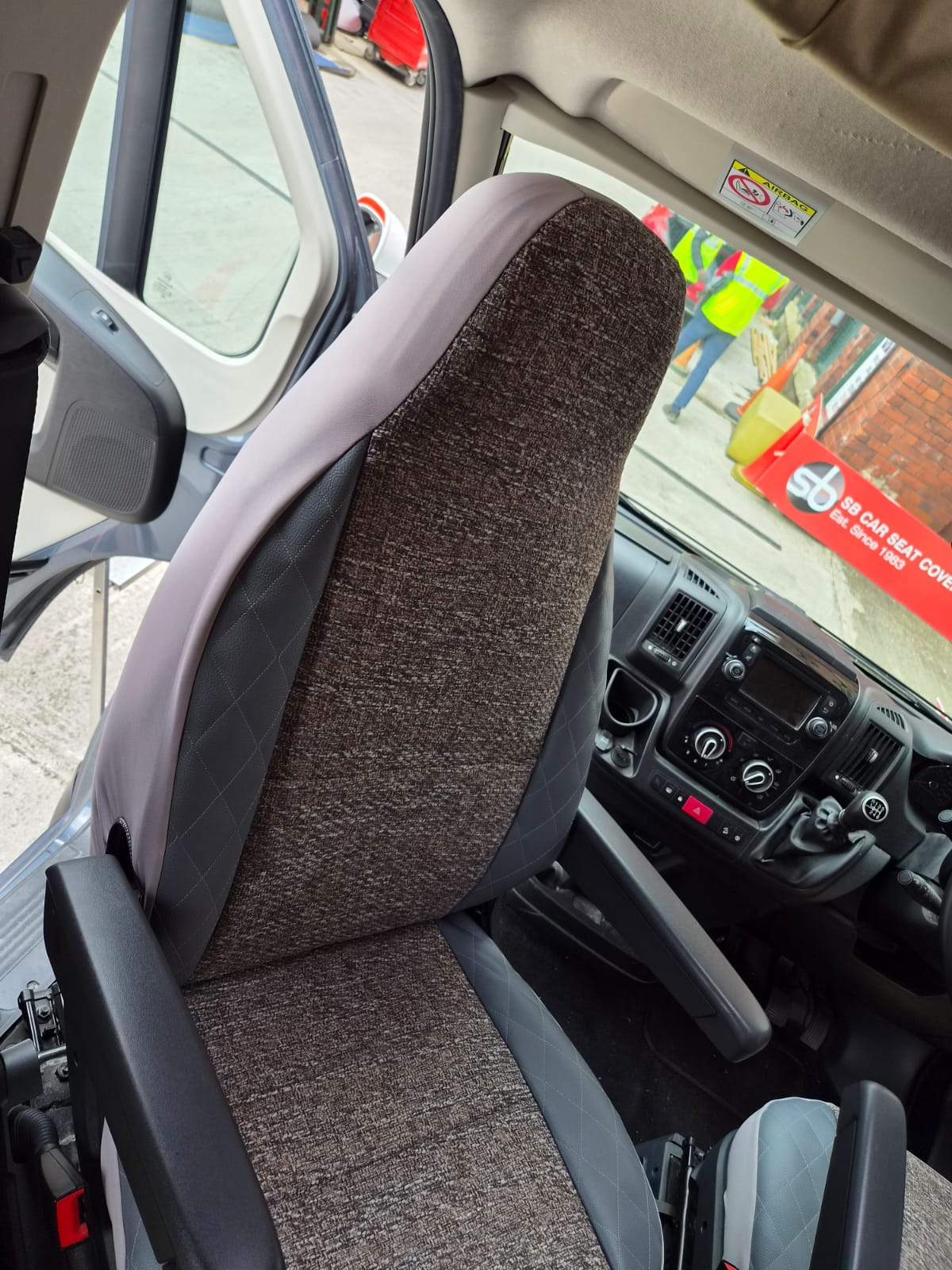 Renault Motorhome 2 front seat covers, MH-0005 Nyla - Image 5